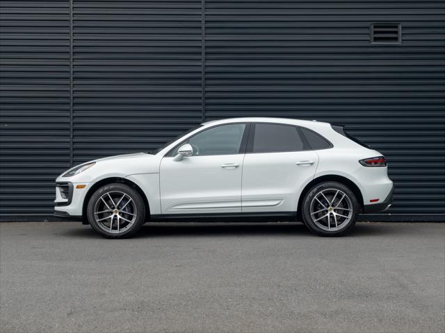 Photo of 2025 White Porsche Macan