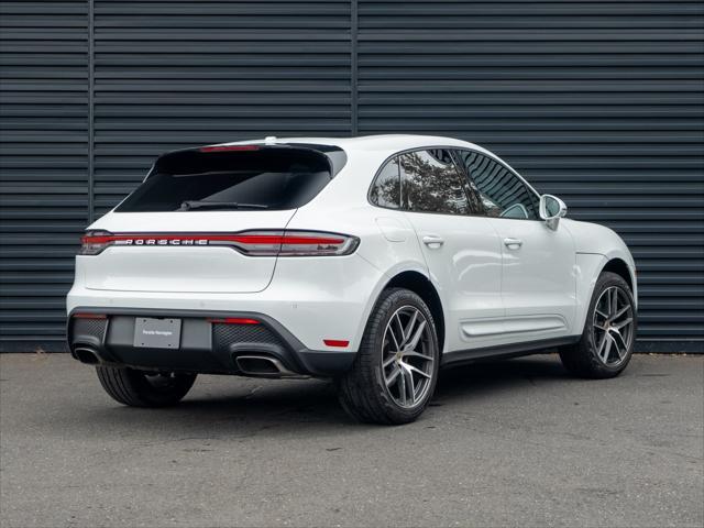 Photo of 2025 White Porsche Macan