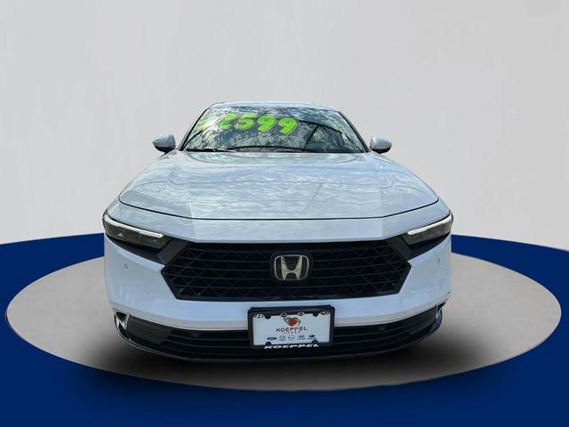 Photo of 2024 White Honda Accord Hybrid