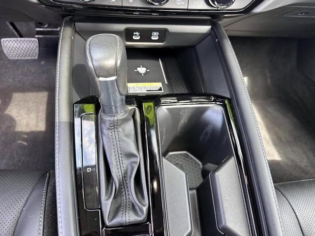 Photo of 2024 White Honda Accord Hybrid