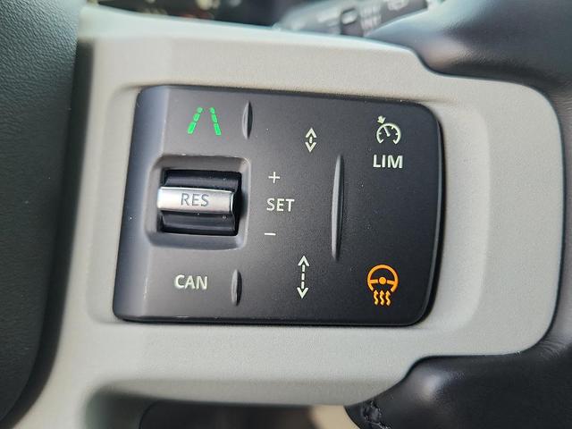 Photo of 2024 Santorini Black Land Rover Defender