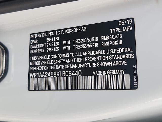 Photo of 2019 White Porsche Macan