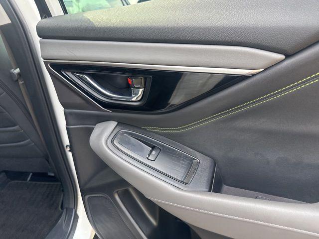 Photo of 2024 Crystal White Pearl Subaru Outback
