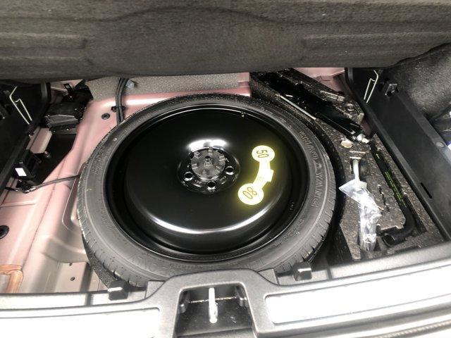 Photo of 2023 Fusion Red Volvo XC40