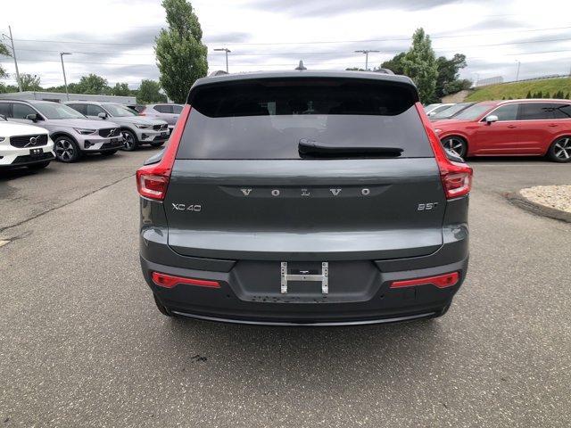 Photo of 2026 Forest Green Volvo XC40