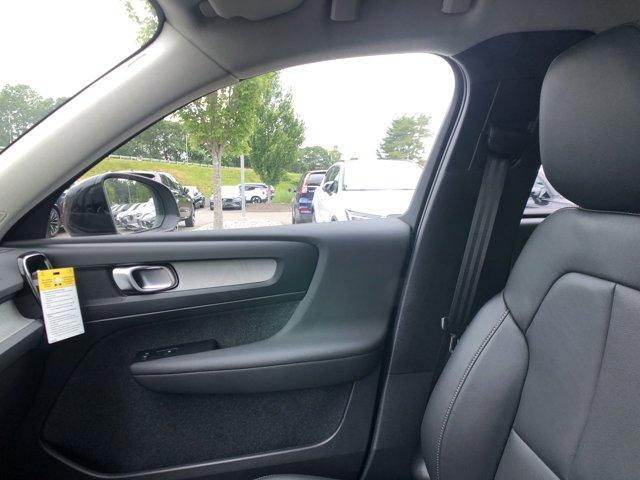 Photo of 2026 Forest Green Volvo XC40