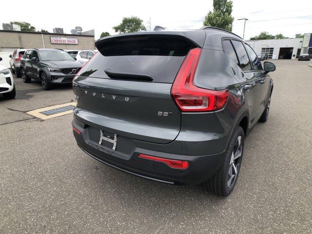 Photo of 2026 Forest Green Volvo XC40