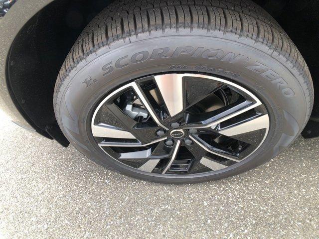 Photo of 2026 Onyx Black Volvo XC60