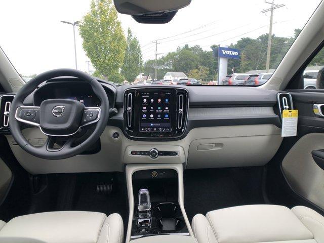Photo of 2026 Forest Green Volvo XC40