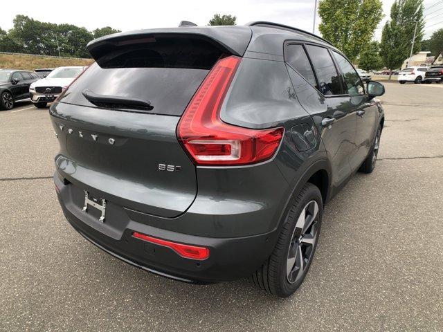 Photo of 2026 Forest Green Volvo XC40