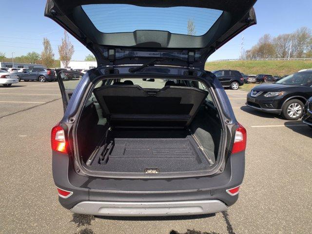Photo of 2011 Caspian Blue Metallic Volvo XC70