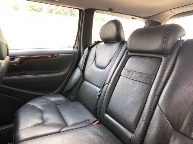 Photo of 2006 Gray Volvo V70