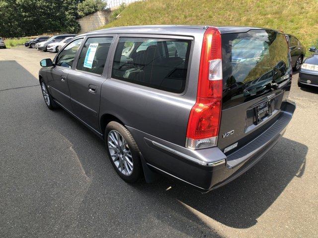 Photo of 2006 Gray Volvo V70