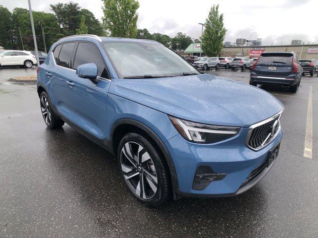 2023 Volvo XC40