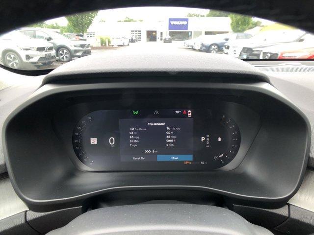 Photo of 2026 Silver Volvo XC40