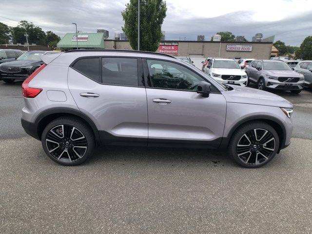 Photo of 2026 Silver Volvo XC40