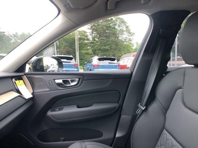 Photo of 2026 Silver Volvo XC60