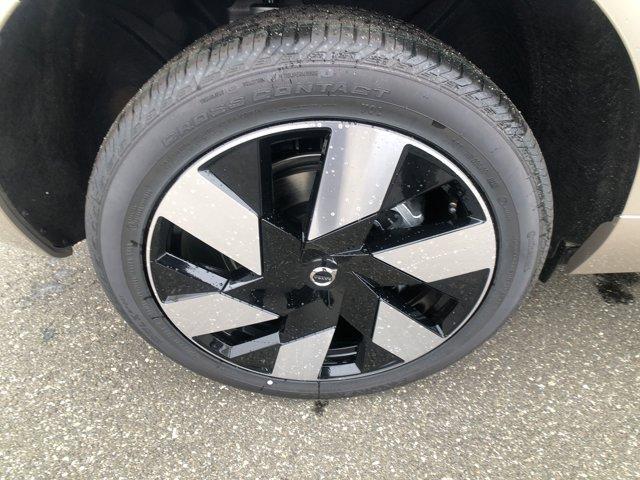Photo of 2025 Bright Volvo XC60 Plug-In Hybrid