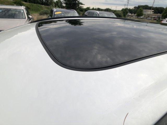 Photo of 2023 Crystal White Volvo XC60