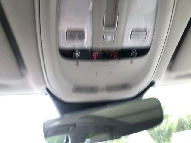 Photo of 2023 Crystal White Volvo XC60