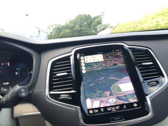 Photo of 2024 Denim Volvo XC90 Recharge Plug-In Hybrid