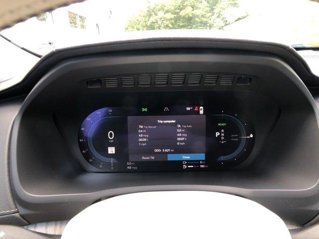 Photo of 2024 Denim Volvo XC90 Recharge Plug-In Hybrid