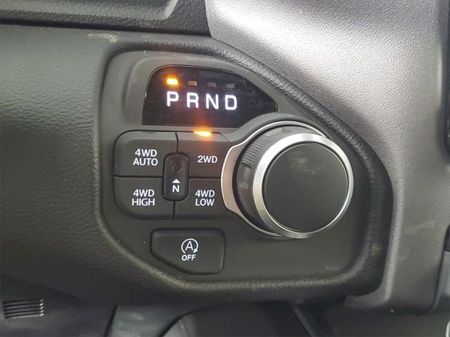 Photo of 2025 Bright White Clearcoat RAM 1500