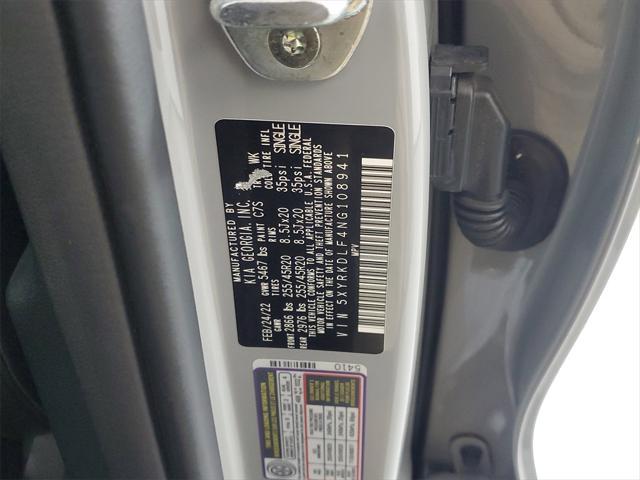 Photo of 2022 Wolf Gray Kia Sorento