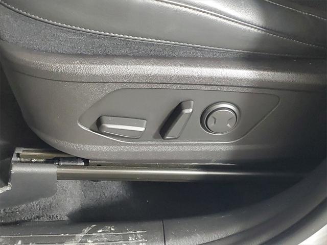 Photo of 2022 Wolf Gray Kia Sorento