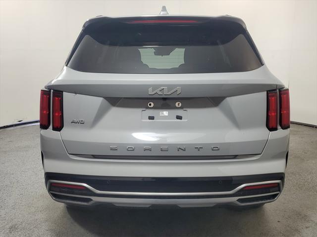 Photo of 2022 Wolf Gray Kia Sorento