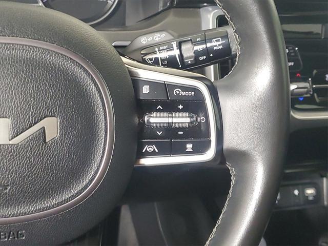 Photo of 2022 Wolf Gray Kia Sorento