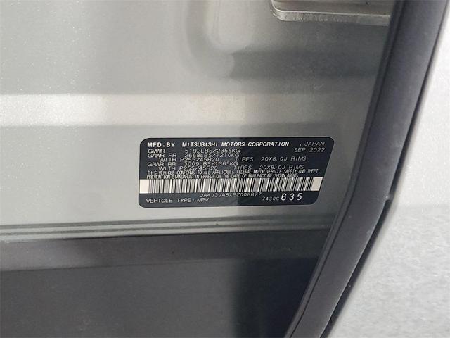 Photo of 2023 Silver Mitsubishi Outlander