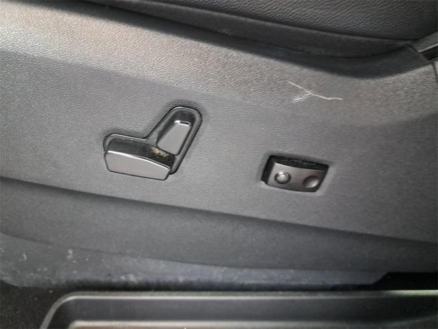 Photo of 2020 Granite Pearlcoat Dodge Grand Caravan