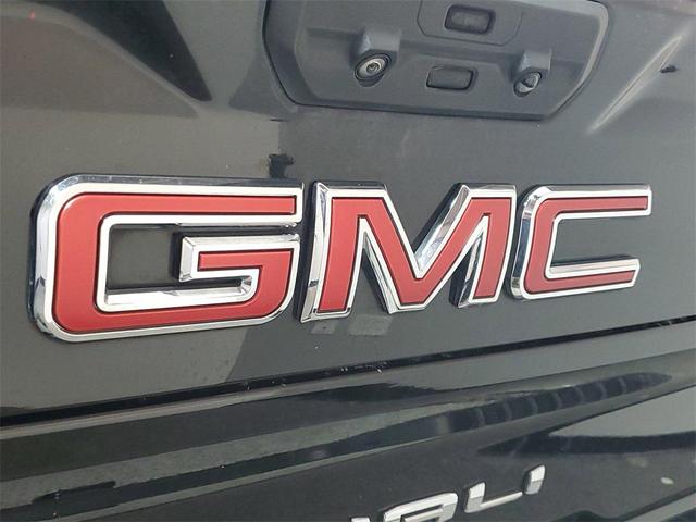 Photo of 2022 Onyx Black GMC Sierra 2500
