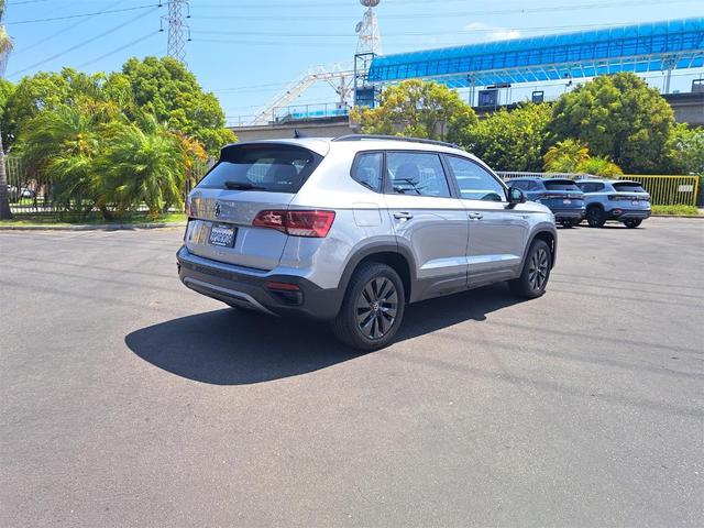Photo of 2024 Pyrite Silver Metallic Volkswagen Taos
