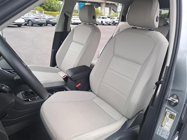 Photo of 2021 Pyrite Silver Metallic Volkswagen Tiguan