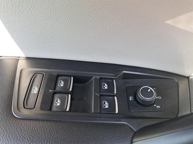 Photo of 2021 Deep Black Pearl Effect Volkswagen Tiguan