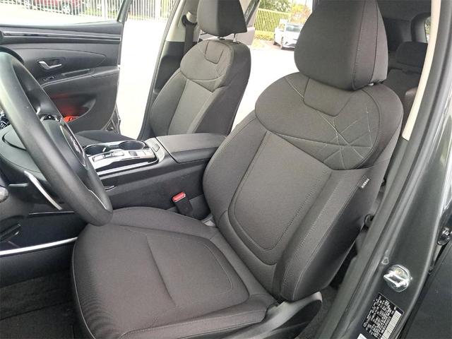 Photo of 2023 Amazon Gray Hyundai TUCSON Hybrid