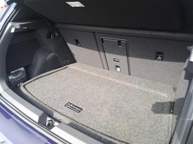Photo of 2023 Atlantic Blue Volkswagen Golf GTI