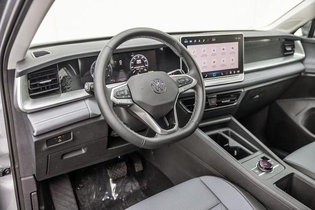 Photo of 2025 Pure White Volkswagen Tiguan