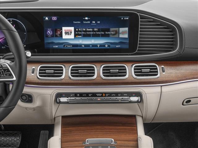 Photo of 2026 MANUFAKTUR Cote d'Azur Light Blue Metallic Mercedes-Benz GLE 450