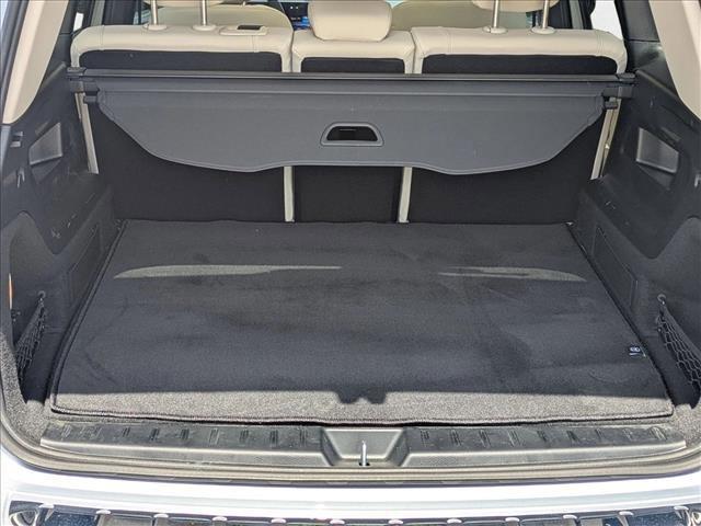 Photo of 2025 Cirrus Silver Metallic Mercedes-Benz GLB 250