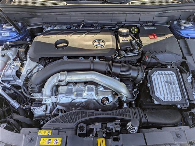 Photo of 2025 Starling Blue Metallic Mercedes-Benz GLB 250