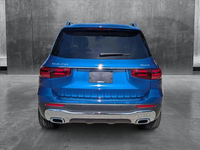Photo of 2025 Starling Blue Metallic Mercedes-Benz GLB 250