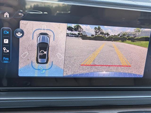 Photo of 2025 MANUFAKTUR Signature Ireland Mid Green Metallic Mercedes-Benz GLE 450