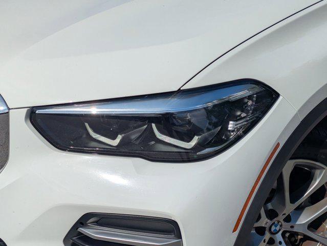 Photo of 2023 Alpine White BMW X5