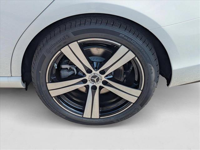 Photo of 2025 Polar White Mercedes-Benz C-Class