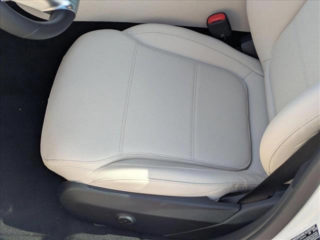 Photo of 2025 Polar White Mercedes-Benz C-Class