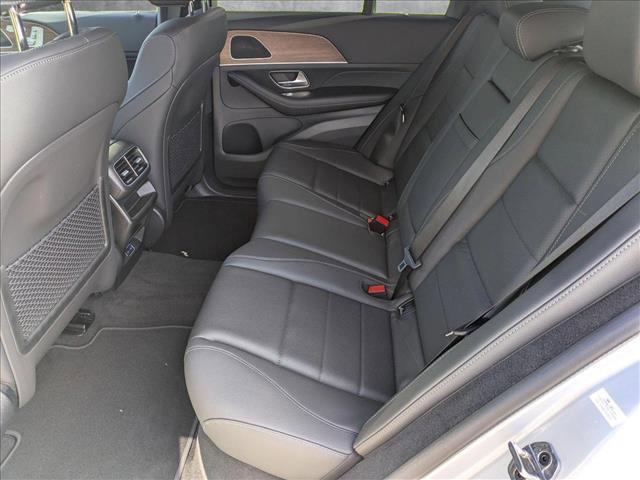 Photo of 2025 Cirrus Silver Metallic Mercedes-Benz GLE 450