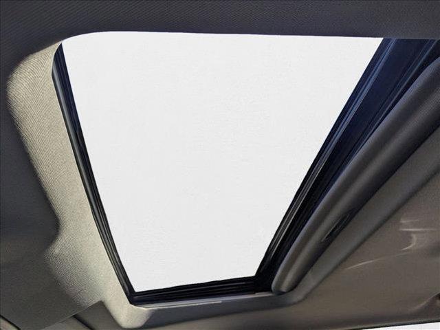 Photo of 2021 Onyx Black GMC Sierra 1500